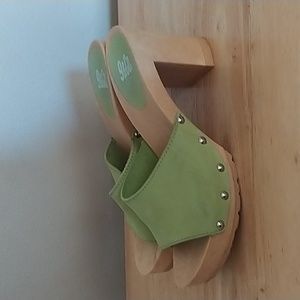 9&Co. Vintage Heels